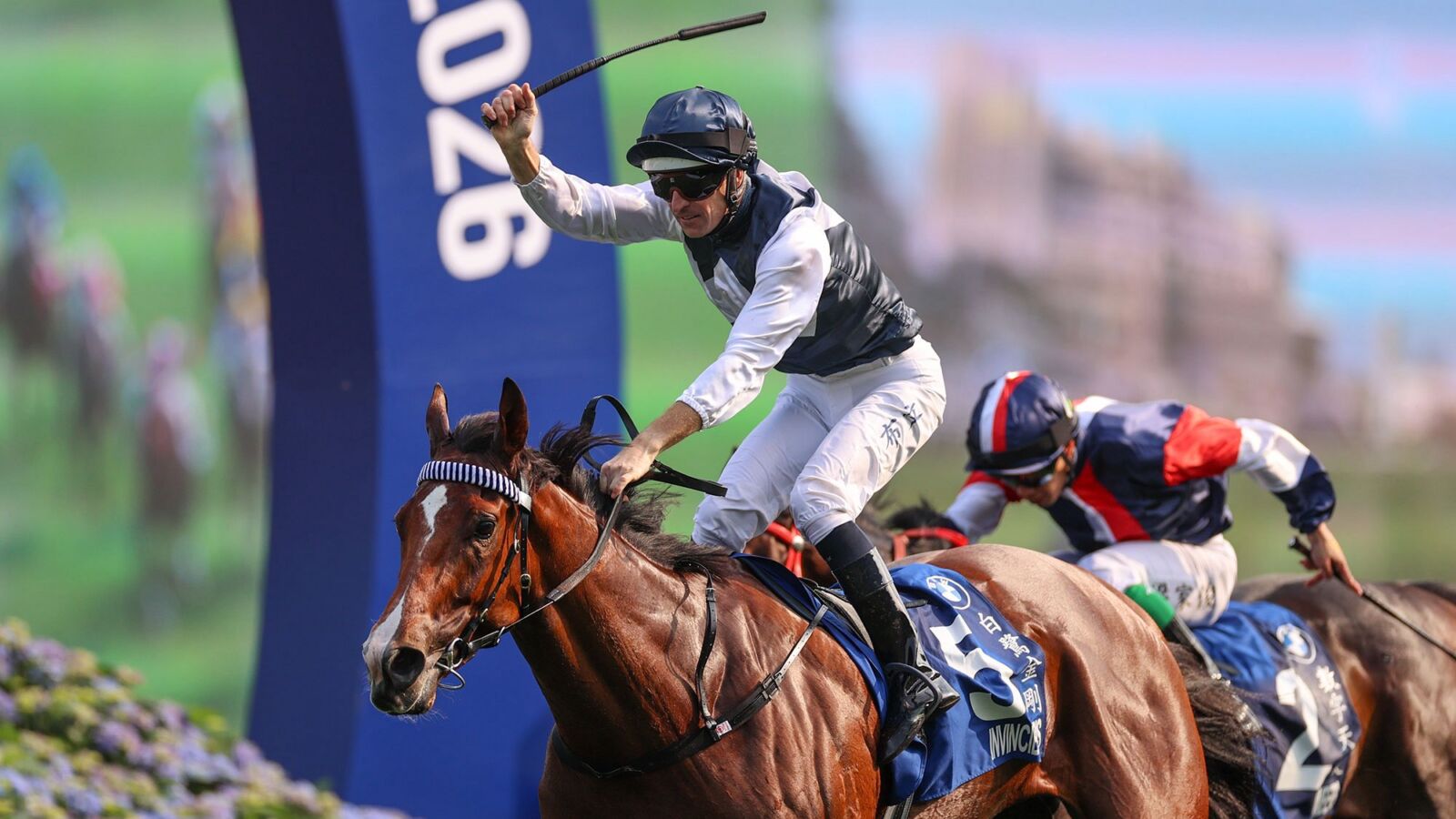 Hong Kong Derby Hero for Hellbent and He Breaks Track Record!